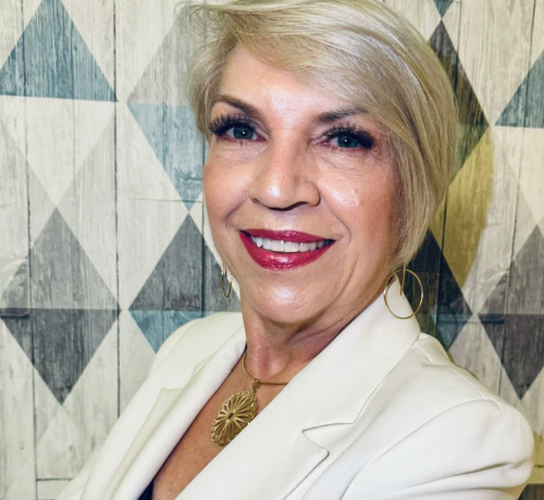 Cristina Caldeira